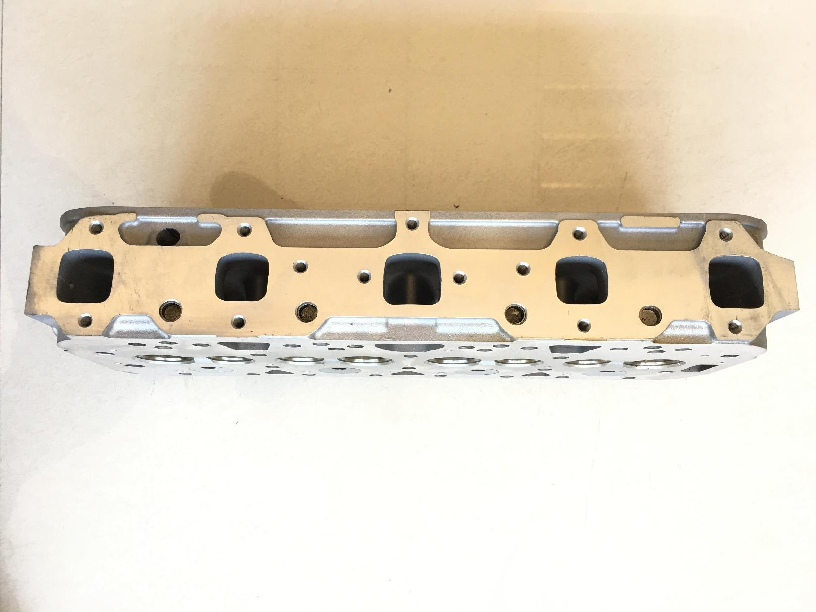 6190499 L908B024 Reemplazo duradero de culata para Ford